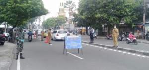 Titik Cek Point Jalan HOS. Cokro Aminoto, Terjadi Penurunan Volume Kendaraan