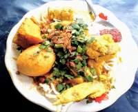 Gurih Tenaaaaan, Makan Laksa Mang Ocang