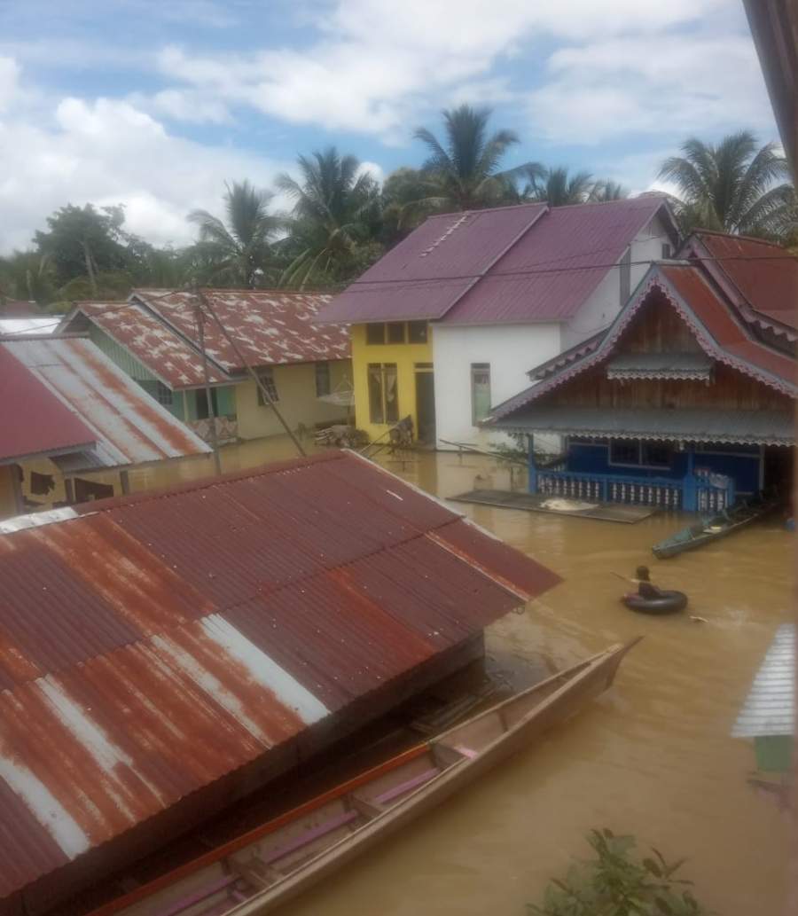 Banjir Menerjang, Derita Datang Menerpa Warga Desa Kampung Jati