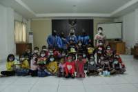 Upaya Meningkatkan Kemandirian dan Produktivitas Anak dengan Memanfaatkan Limbah Plastik Menjadi Inovasi yang Bernilai Jual