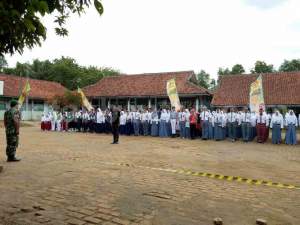 FKPS Maja Gelar Lomba Baris Berbaris