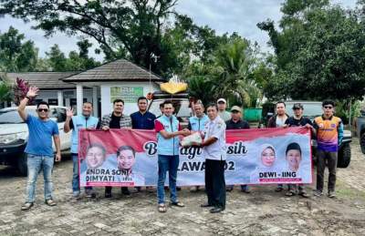 Peduli Korban Banjir, Relawan 02 Dari Gapensi dan AMS Salurkan Bantuan Logistik