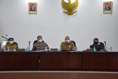 Bupati Zaki Tekankan Para Camat Agar Fokus Kejar Target Vaksinasi