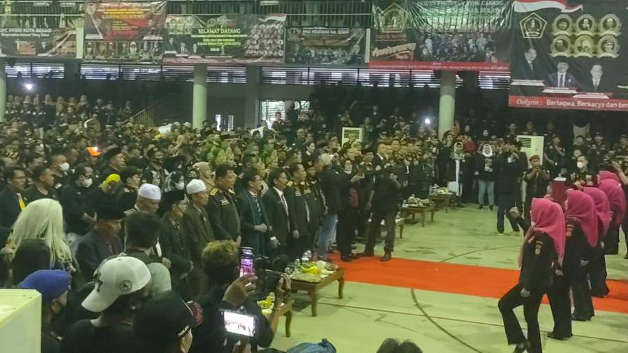 Rayakan HUT ke-1, Ribuan anggota PPBNI Satria Banten Hitamkan Bekasi
