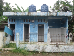 Monumen MCK di Desa Montor