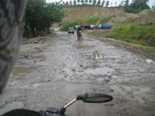 Banyak Jalan Yang Rusak, Dinas Terkait Jangan Main Mata