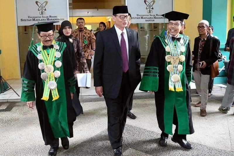 Gubernur Banten Hadiri Wisuda UIN Sultan Maulana Hasanudin  Banten