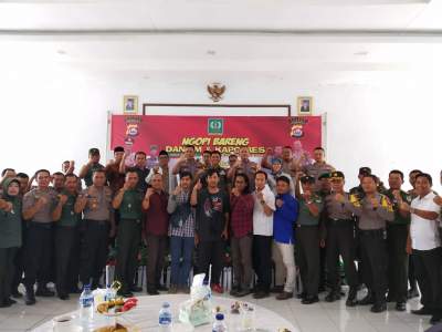 Jalin Sinergitas, Dandim 0602/ Serang Bersama Kapolres Ajak wartawan Ngopi Bareng