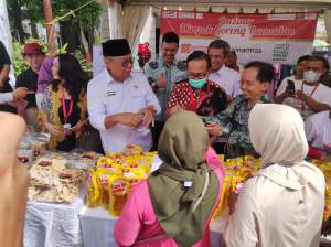 Meriahkan Ramadan, PT. Indah Kiat Pulp &amp; Paper Tbk - Tangerang Mill bersama Pemerintah Kota Tangerang Selatan Wakafkan Qur&#039;an dan Bazar Migor
