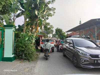 Sering Macet, Warga Sindang Jaya Minta Jalan Wanakerta Diperlebar