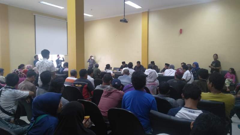 Puluhan PKL di Stadion, Lakukan Audiensi Ke Ketua DPRD Kota Serang