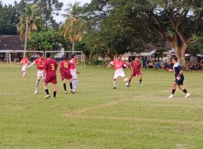Duet Darma Wijaya - Adlin Tambunan Bawa Dambaan FC Taklukkan PTPP Lonsum Rambung Sialang Dengan Skor 2-0