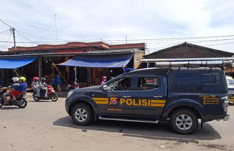 Polda Banten Lakukan Social Distancing Cegah Covid 19 Kepada Masyarakat