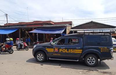 Polda Banten Lakukan Social Distancing Cegah Covid 19 Kepada Masyarakat