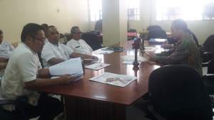 Resahkan Warga, Gudang Air Mineral Disidak