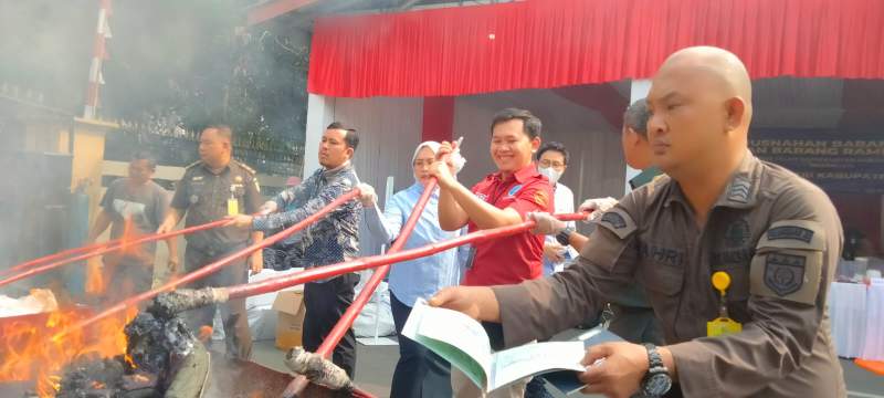 Kejari Kab Tangerang Musnahkan Puluhan Ribu Tramadol