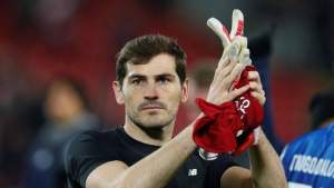 Legenda Real Madrid Iker Casillas Resmi Pensiun Dari Sepakbola