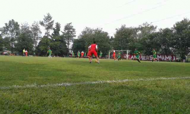 Bendol Siapkan Strategi Hancurkan Sriwijaya FC