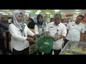 Disperindag Lebak Temukan Makanan Kedaluarsa