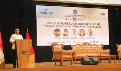 Hadiri Kuliah Umum UNIS, Sachrudin : Mahasiswa Harus Siap Jadi Regenerasi Pemimpin Bangsa