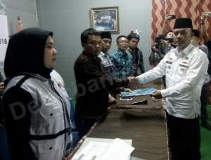 Suasana Pendaftaran Bacalon Bupati Lebak CS-DS