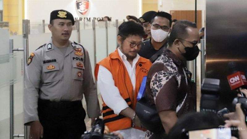 Diperiksa 8 Jam di Bareskrim, SYL Bungkam soal Tersangka Firli Bahuri