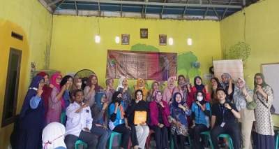 Dinas Perpustakaan dan Pemdes Mekarsari gelar bedah Buku