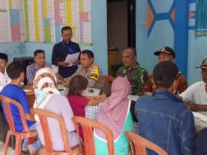 Babinsa Koramil Mauk Lakukan Monitoring Forum Konsultasi Publik (FKP) Reg Sosek 2022