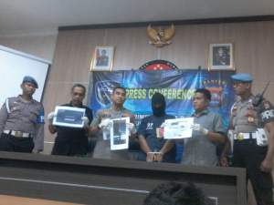 Palsukan Akun Facebook Untuk Menipu, Seorang Pria Diringkus Subdit V Ditreskrimsus Polda Banten