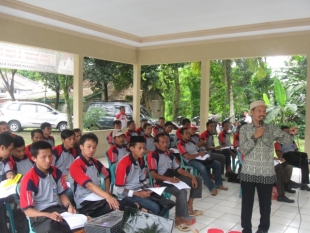 Sejumlah Pemuda Diberi Pelatihan Kewirausahaan