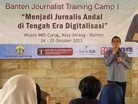 Ketua Umum PWI, Hendry CH Bangun
