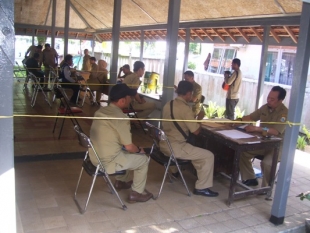 Ribuan Honor K2 Lakukan Pemberkasan Ulang