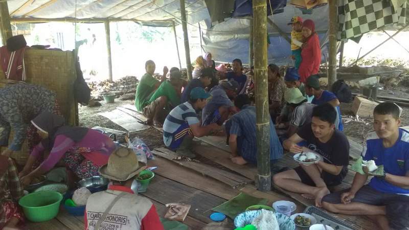 Kampung Sinagar Belum Punya Masjid, Camat Panggarangan Cuek