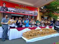 Ungkap Kasus Narkotika, 303 KG Ganja Dimusnahkan Polda Banten