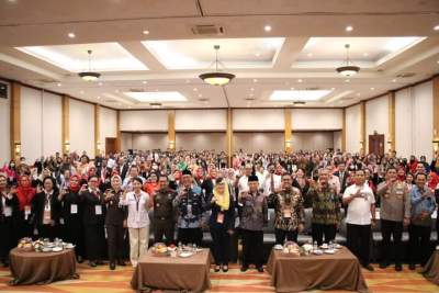 seminar nasional dihadiri kakanwil & Kadiv yankumham