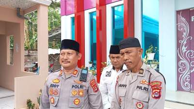 bayi yang ditemukan di adiyasa diserahkan ke dinsos