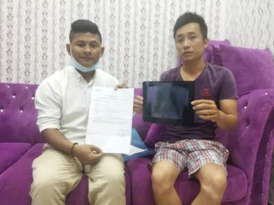 Sufrendi ditemani penasehat hukumnya, Apri Anggara