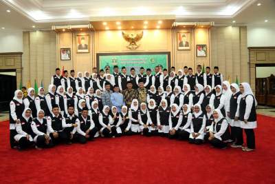 Wagub Andika Lepas Pemandu Haji, Titip Jamaah Haji Banten