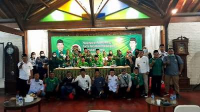 Pengurus GPK PPP Tangsel saat laksanakan Musancab di resto Kampung Anggrek, Serpong.