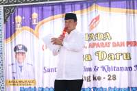 H Maesyal Hadiri Santunan Yatim dan Khitanan Massal di Desa Daru