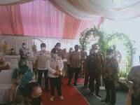 Diduga Langgar PSBB Pernikahan di Cibogo Kelapa Dua Dibubarkan