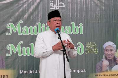 Walikota Tangerang Selatan, Benyamin Davnie