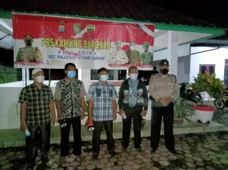 Terciptanya Situasi Kamtibmas yang Kondusif Polsek Pulau Raja Polres Asahan Giat Sambang ke Pos Kamling Barokah Desa Orika