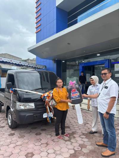 BRI BO Tanjungbalai Serahkan Grand Prize Mobil Suzuki Carry FD Kpada Pemenang PHS