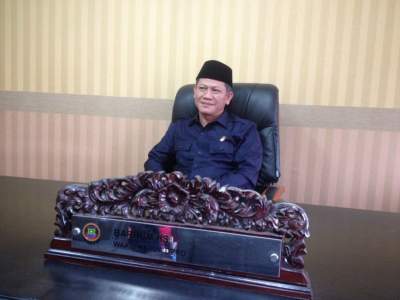 Dewan Desak Pabrik Karbon di Sepatan Ditutup