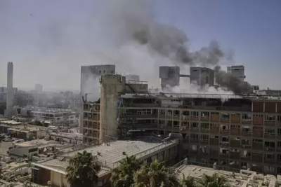 Rudal Iran Hantam Rumah Sakit di Israel, Pasien Dievakuasi