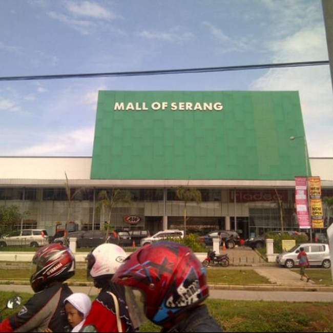 MOS Biang Macet Pintu Keluar Tol Serang Timur