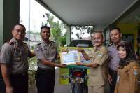 ⁠⁠⁠Sulap Motor Jadi Perpustakaan, Bripka Wahyudin Raih Penghargaan